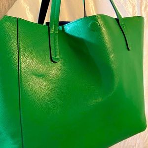 Gorgeous Green Vegan Leather Tote Bag